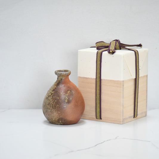 Fuga Brown Bizen Sake Carafe