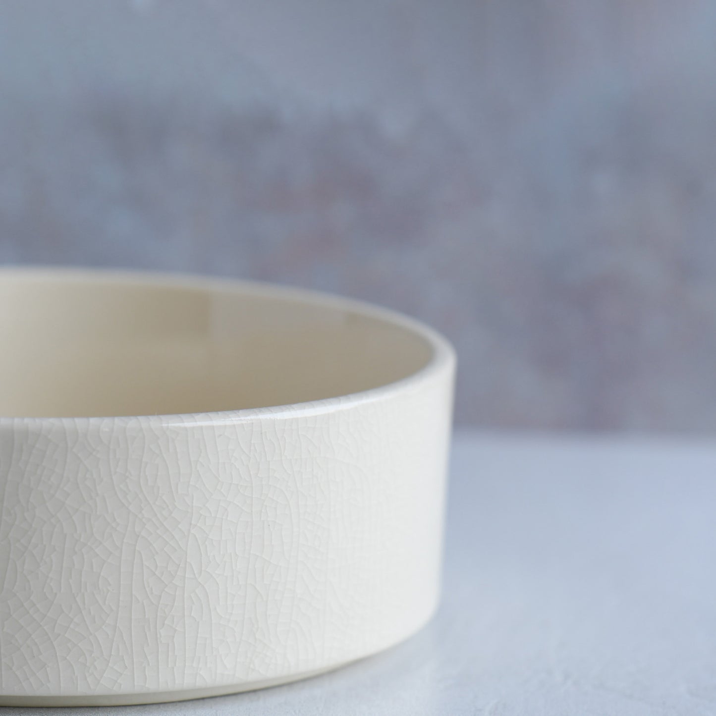 Hyo White Covered Bowl