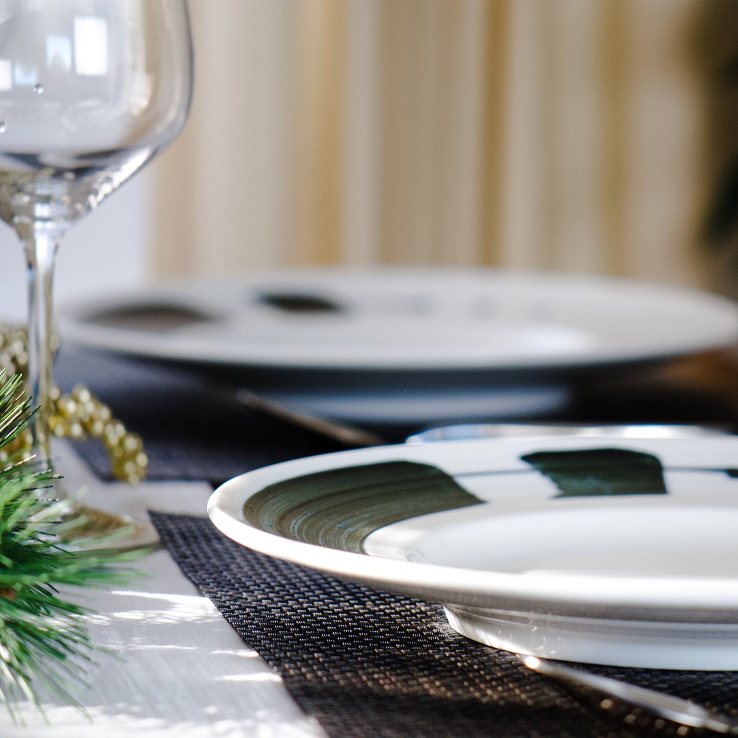 Sumi Dinner Plate