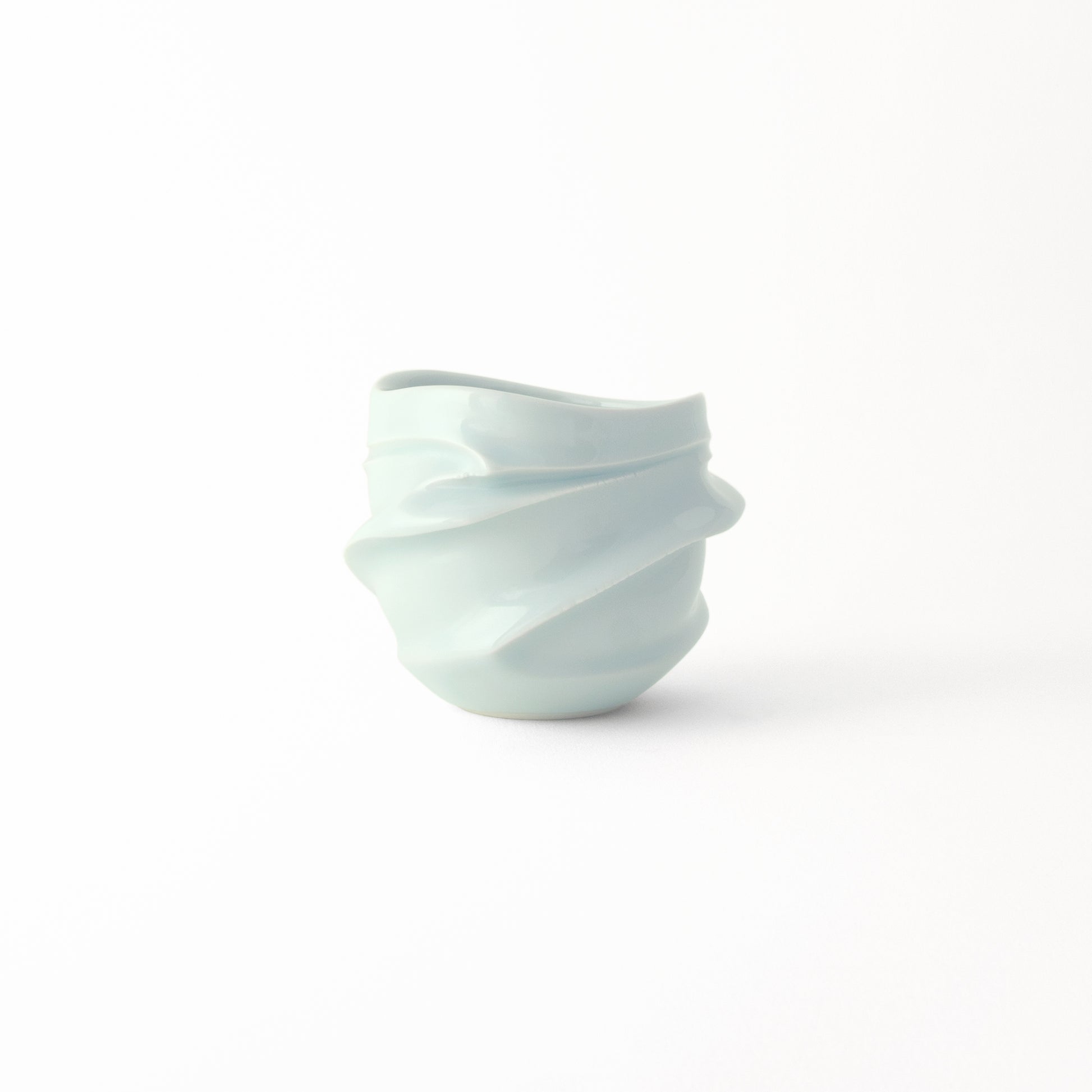 Japanese sake cup Gladdy’s Sounds organic spirals ergonomically designed