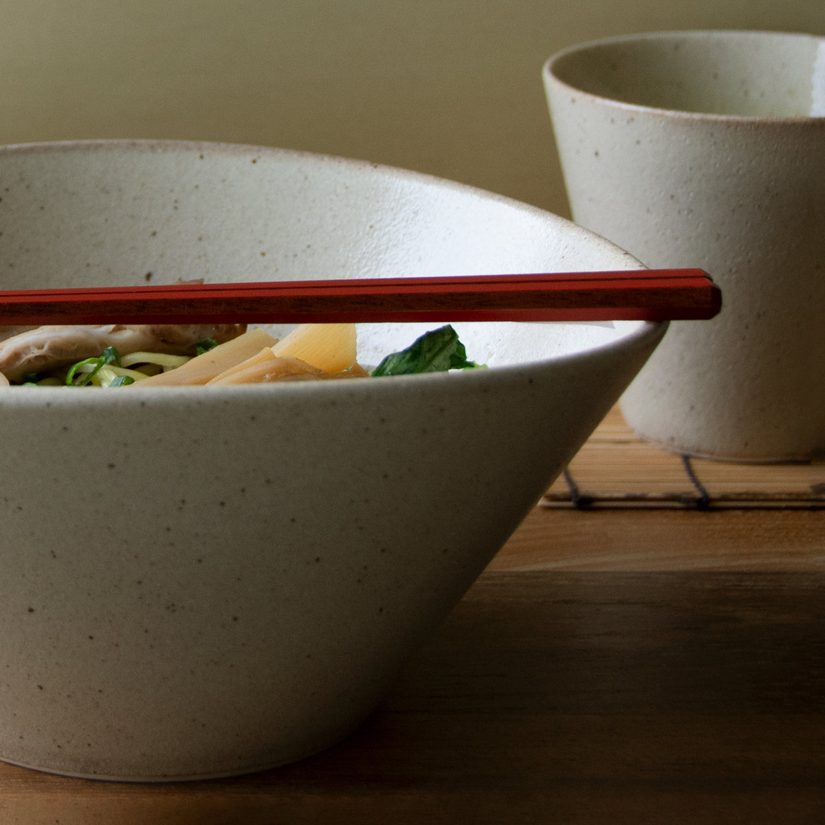 One Piece Logo Speckled Ramen Bowl With Chopsticks