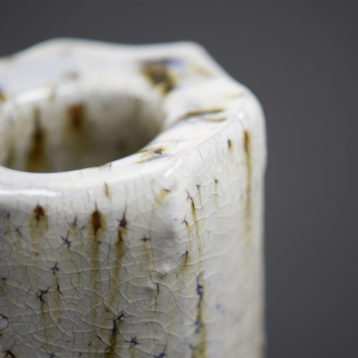 Mentori Vase