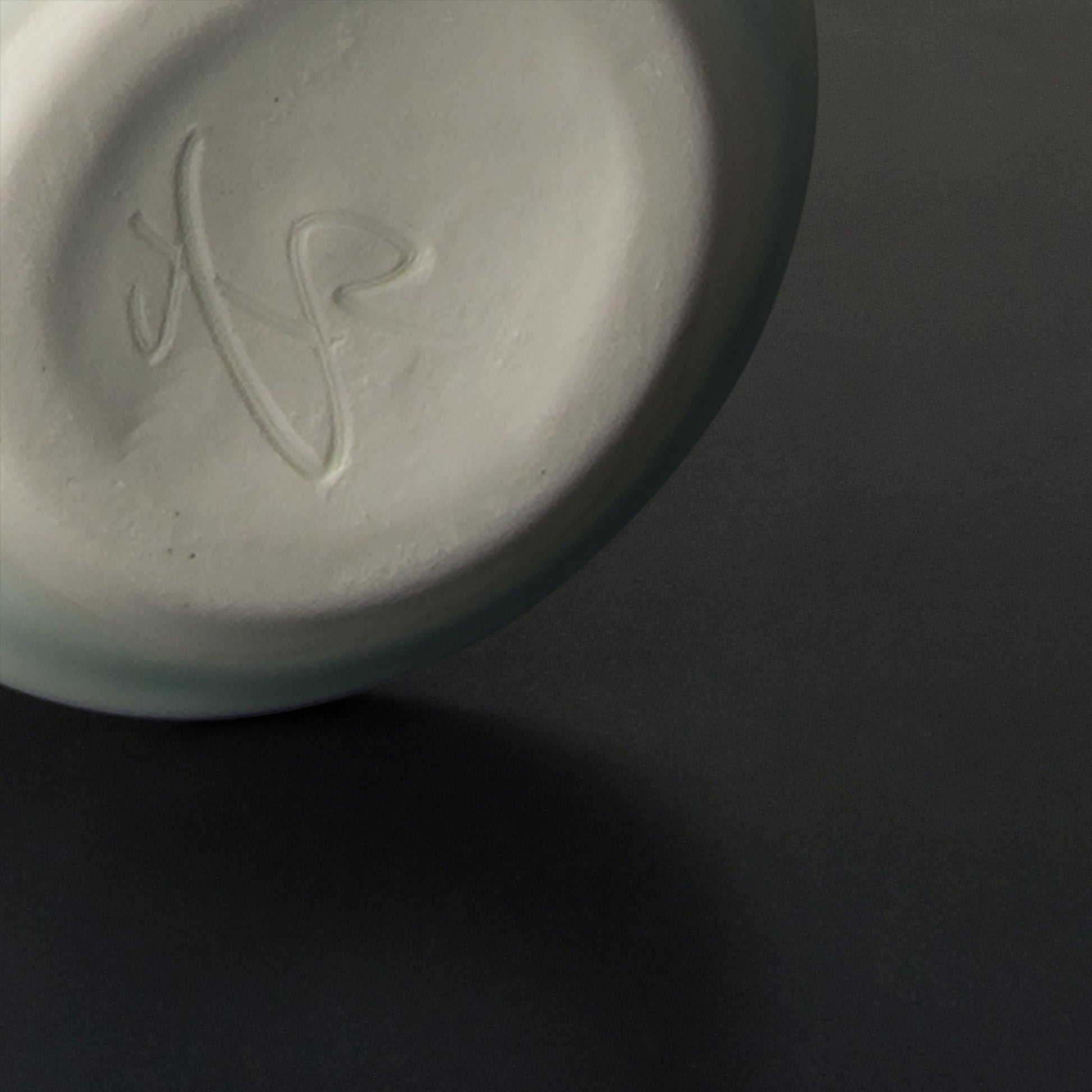 Maki ceramic vase with maker’s mark Asato Ikeda