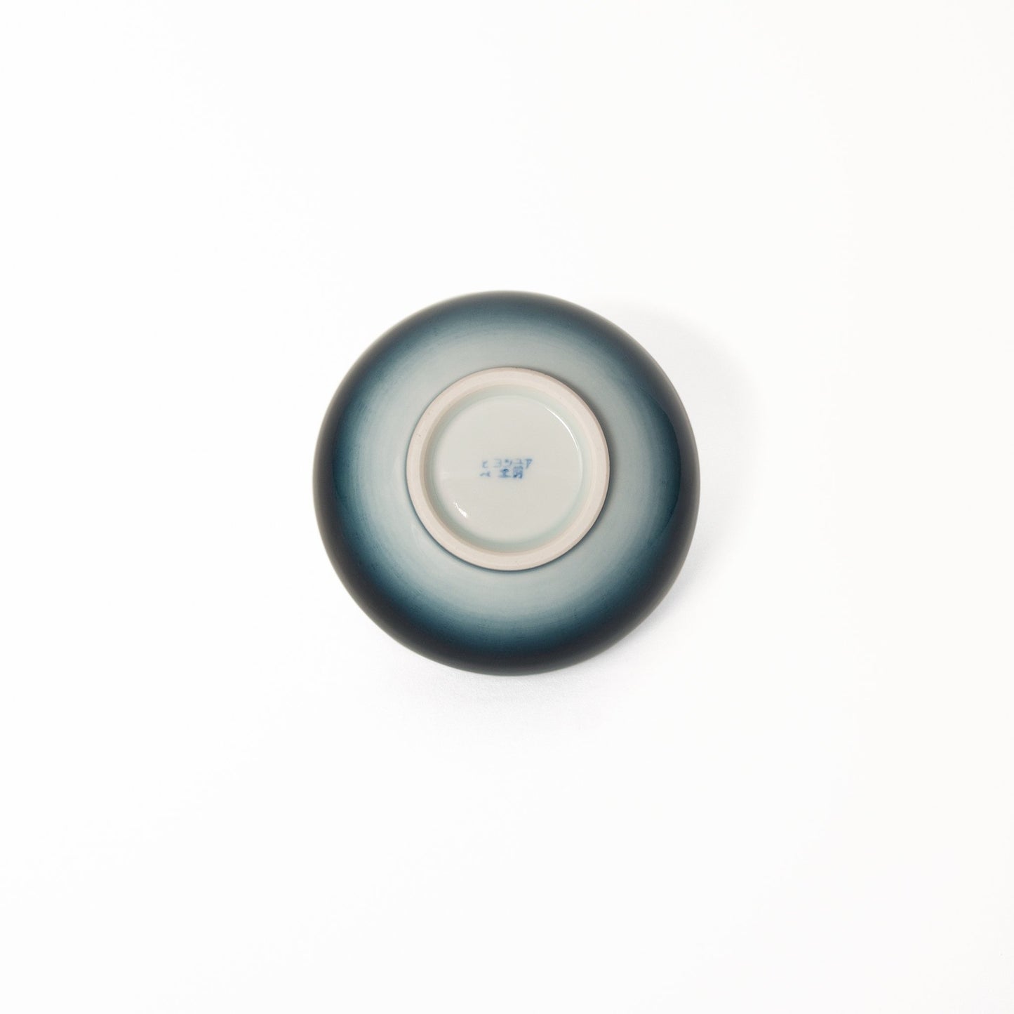 Ceramic soup bowl Shima White Collection Takenishi’s studio signature