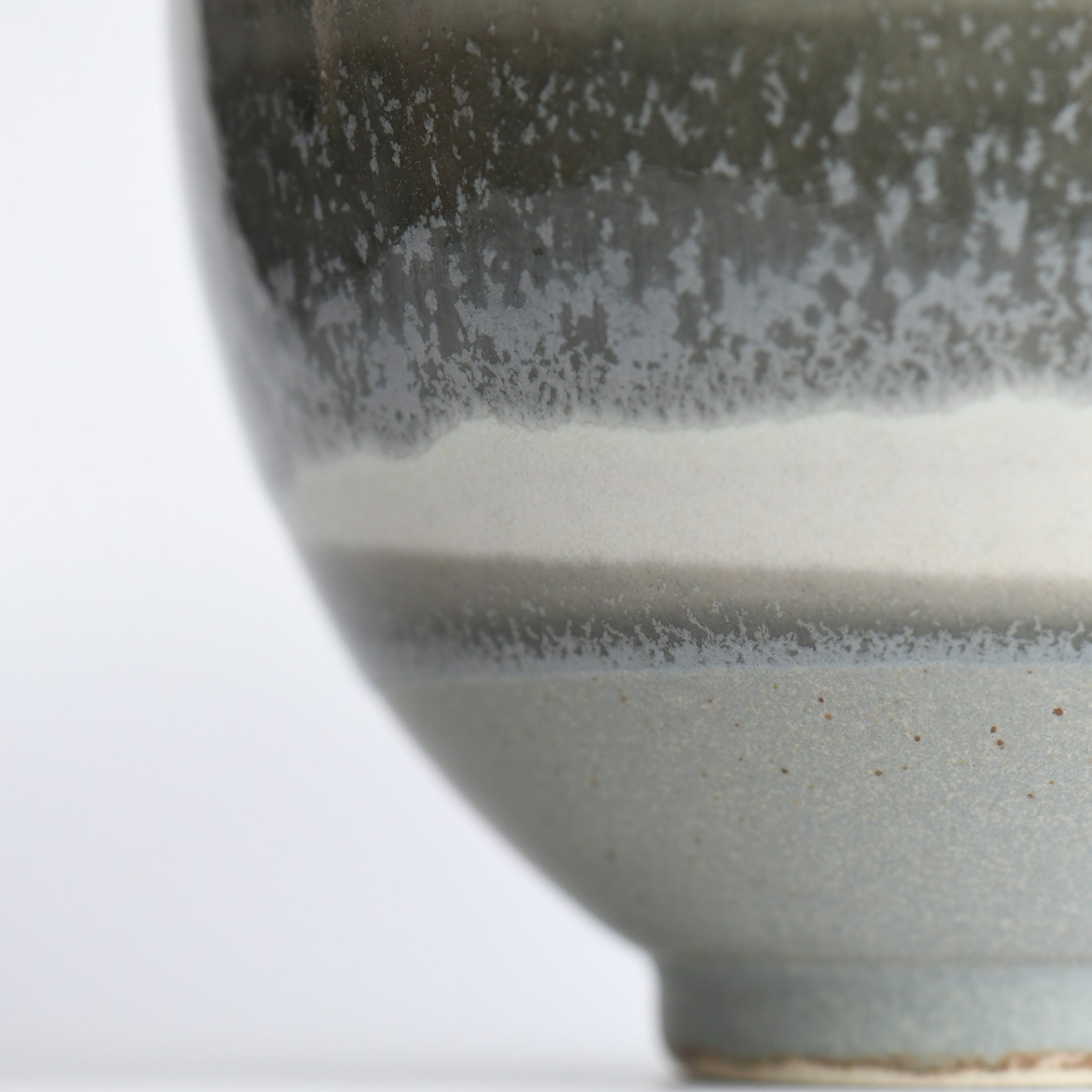 Yusui Stormy Moss Matcha Bowl by Shinko Kiln | WAZA Tokyo