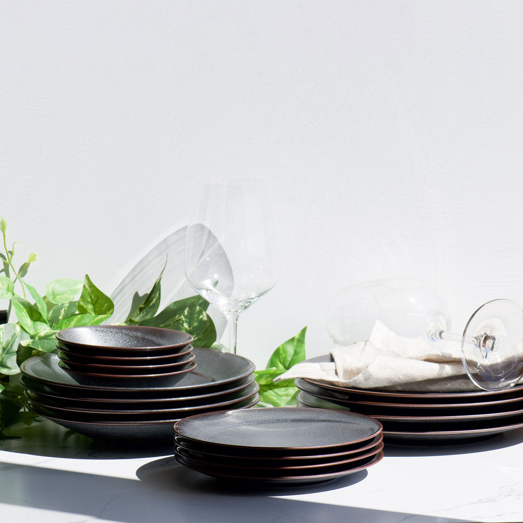 Fuzei 4-piece Dinnerware Set | Modern Ceramics