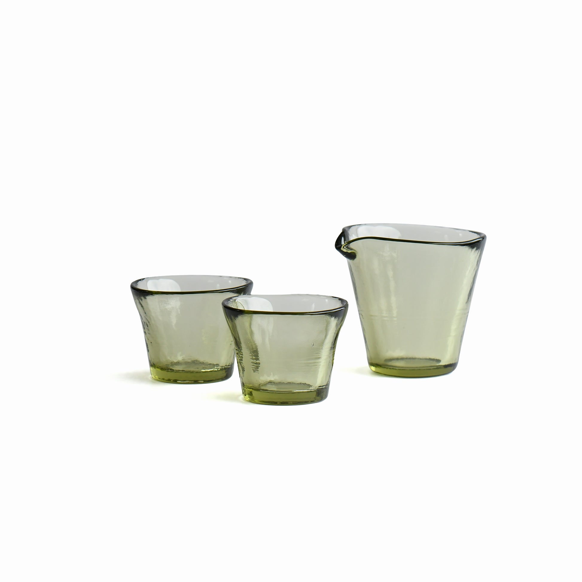 Sui handcrafted sake set with one katakuchi and two green glass sake cups.