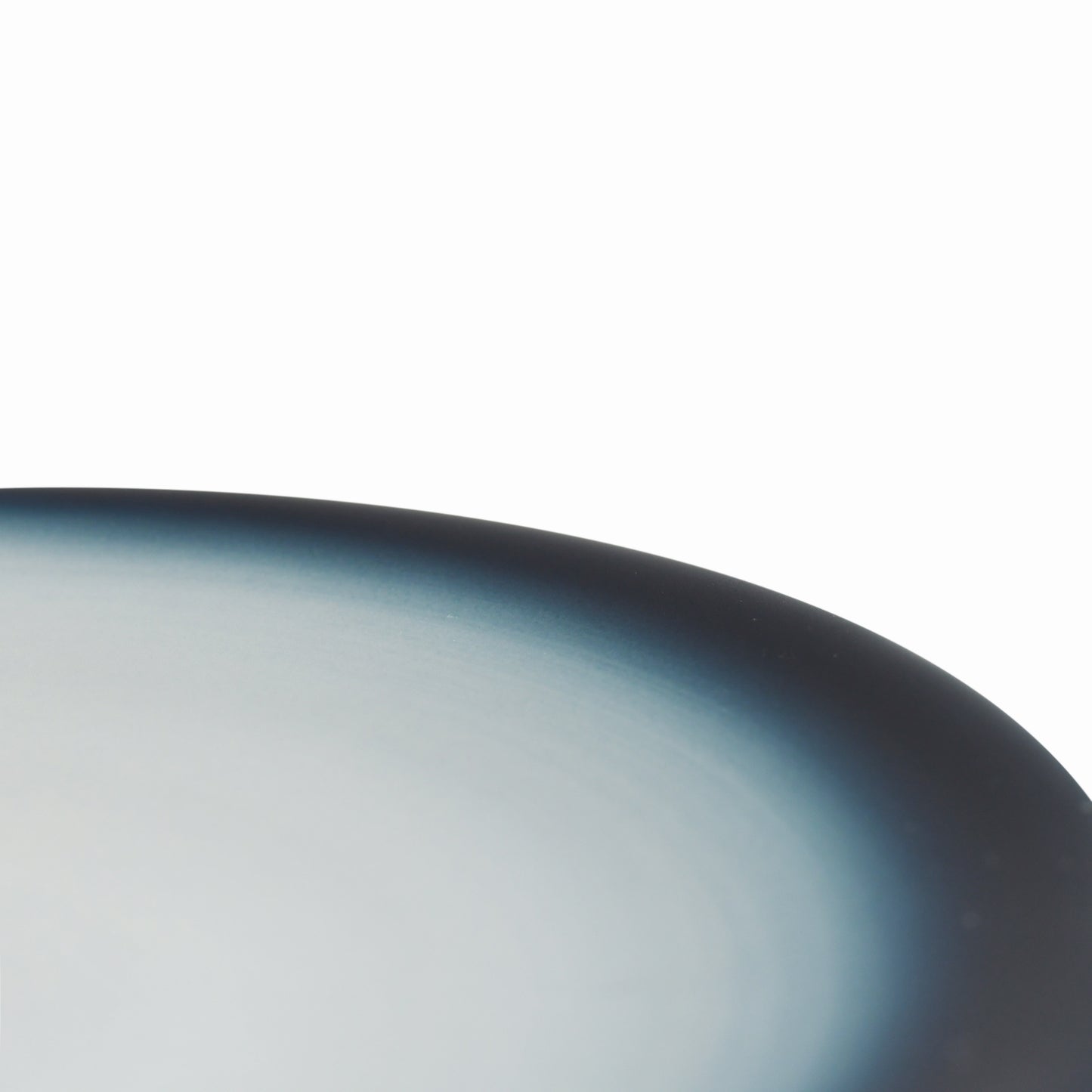 Suigetu White Dinner Plate by Yoshito Takenishi