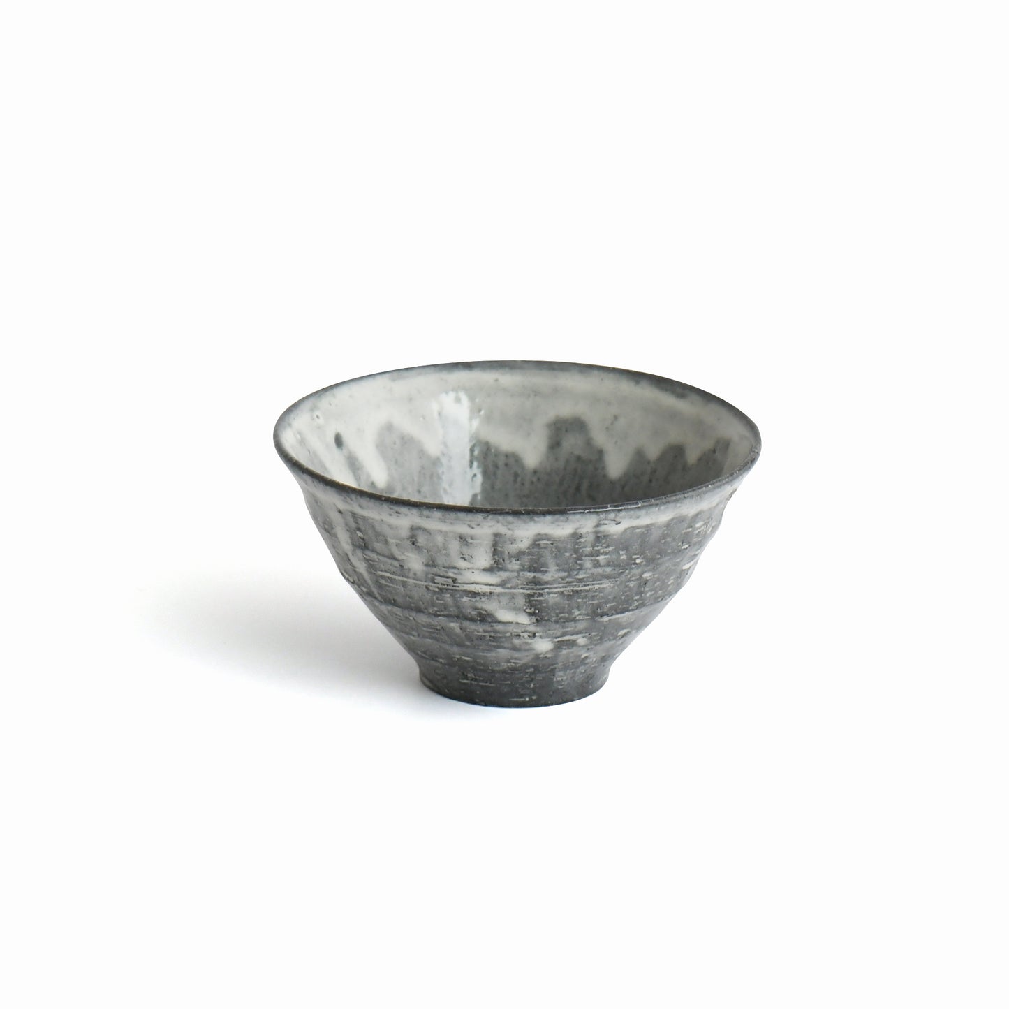 Handmade Sumine Rice Bowl by Mashiko ceramic artist Takeshi Honda, shown the other side of the bow.