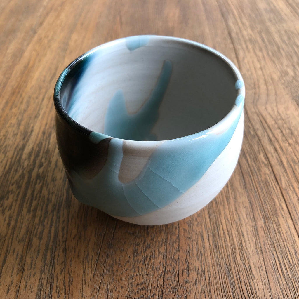 Kage-ao-ceramic-tea-cup-set-japanese-close-up-glaze