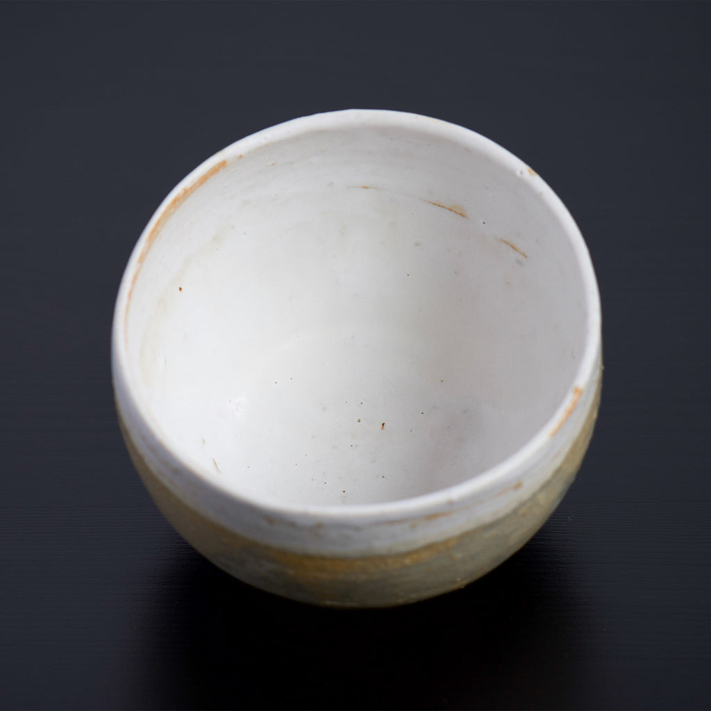 Ichie Footed Bowl | Modern Ceramics