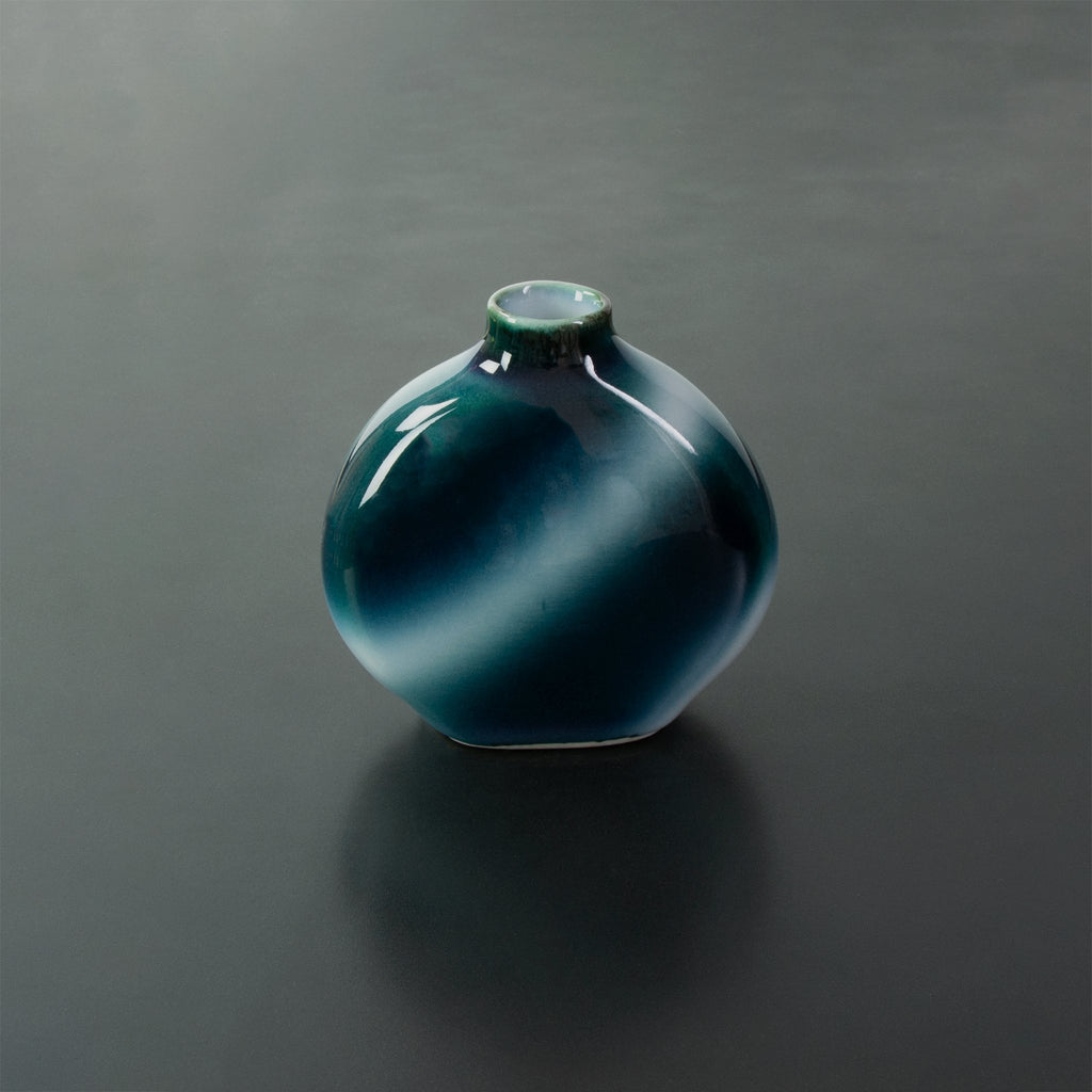 Rin 6 | Blue and White Japanese Vase