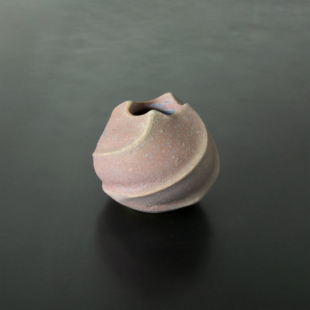 Handcrafted vase made in Japan Anagama Kinyo 5 matte texture subtle pink glaze hint of light blue. Extraordinary bud vase. 