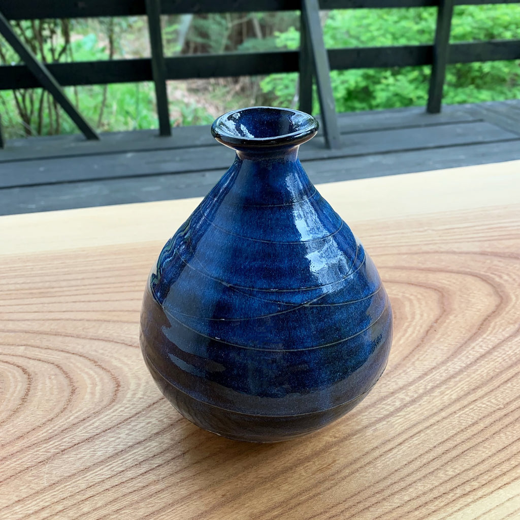 Anagama Miyabi 1 anagama Japanese cobalt blue vase small opening with larger volume at bottom