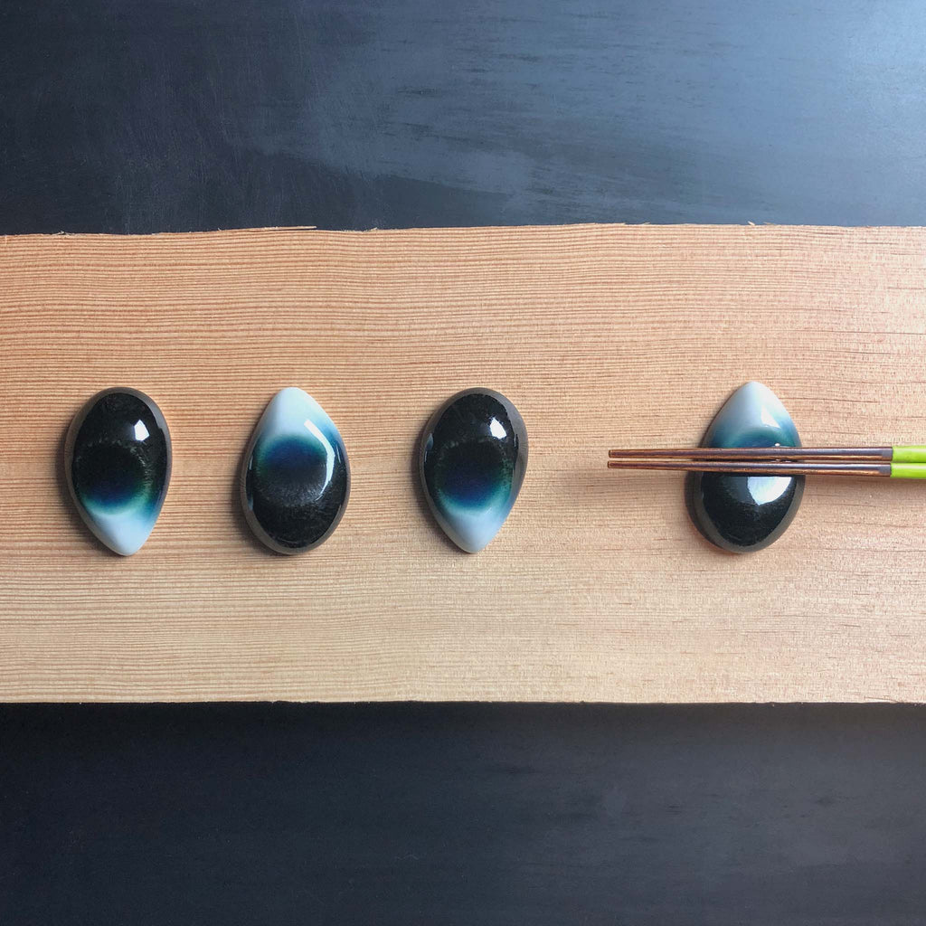Blue gradient to white set of 4 teardrop shaped chopstick holders