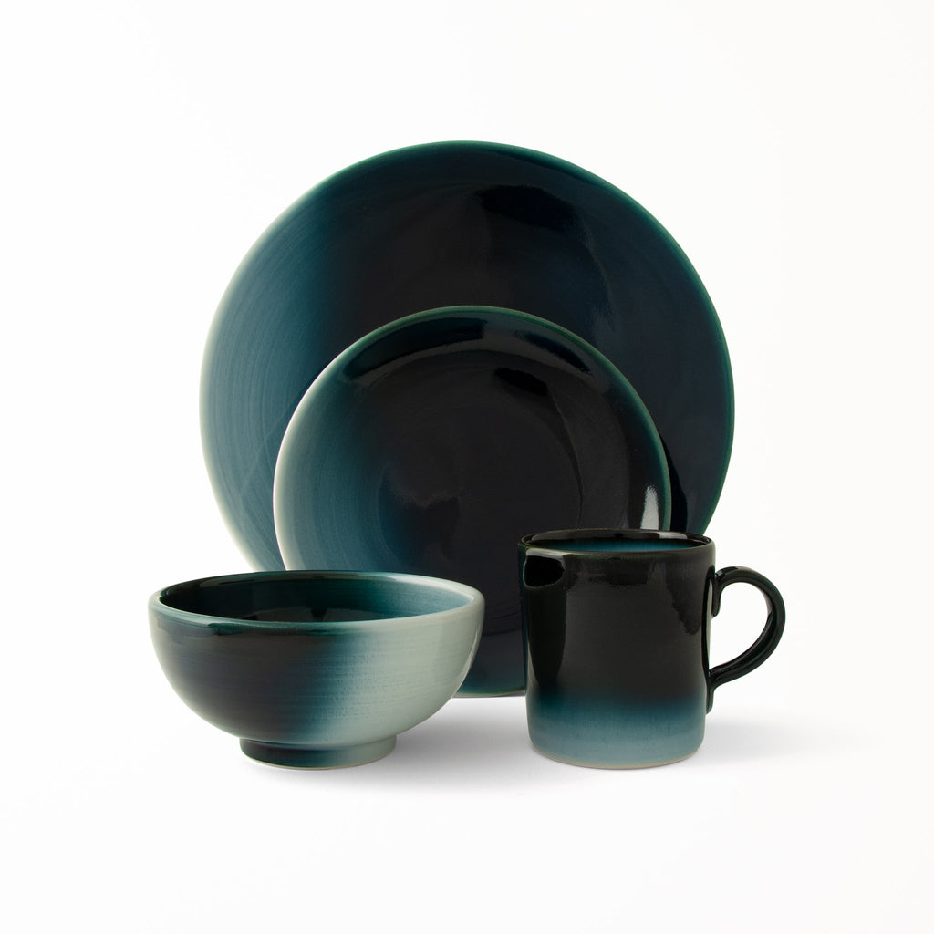 Japanese modern dinnerware 4-piece Seto Blue set dinner plate salad plate bowl mug